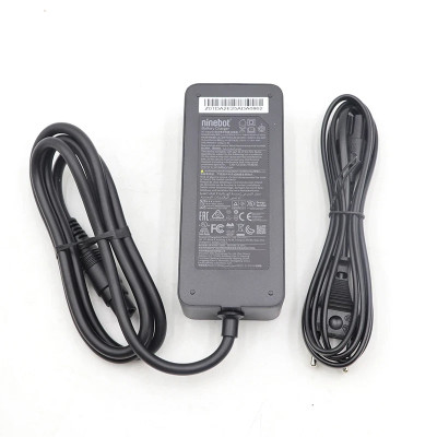 53,6V 210W Xiaomi Electric Scooter 5 Pro Oplader Adapter